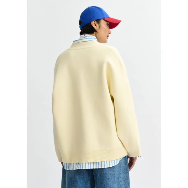 Essentiel Antwerp Off-white knit cardigan with tonal flower buttons - Essentiel Antwerp Knitwear - Colorful Belgian Design - Shop at Luxury Shoes 