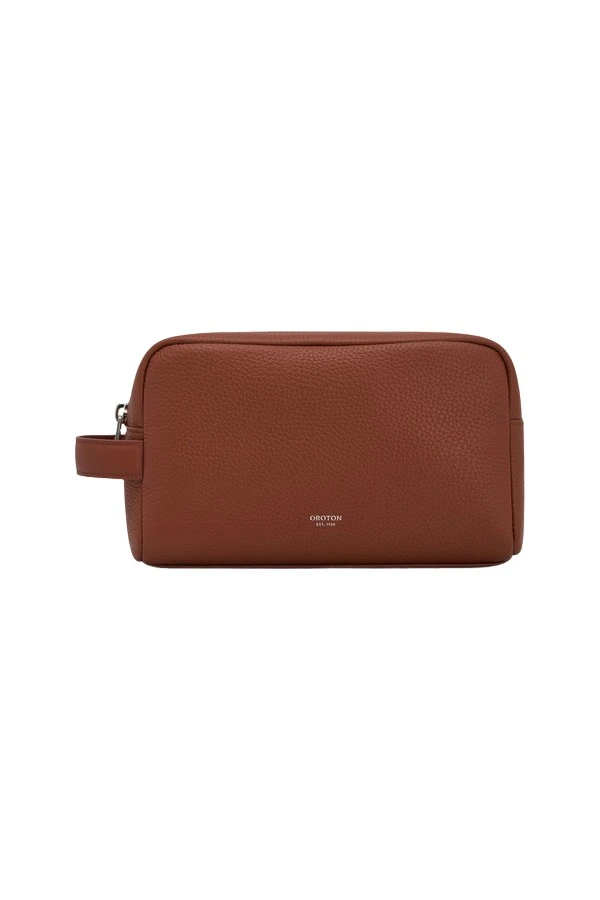 Oroton-Larsen-Wetpack-2025-Coveti-471204_nobg Larsen Wetpack - Image 1