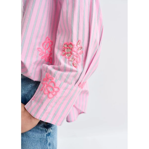 Essentiel Antwerp Pink cotton shirt with blue pinstripes and embroidered details - Essentiel Antwerp Shirts - Colorful Belgian Design - Shop at Luxury Shoes 