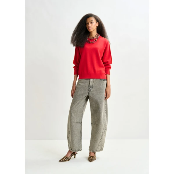 Essentiel Antwerp Red and orange knitted sweater with fitted waist - Essentiel Antwerp Knitwear - Colorful Belgian Design - Shop at Luxury Shoes 