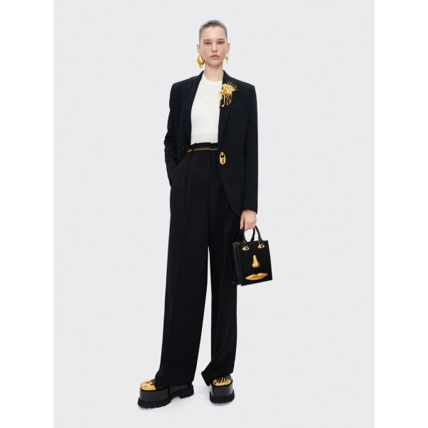 Schiaparelli nose bag