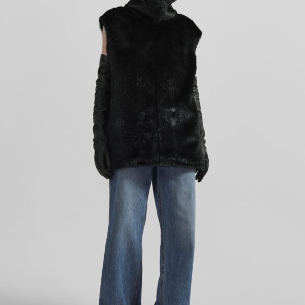 The Frankie Shop Blaire Funnel Neck Top – Black, view 5