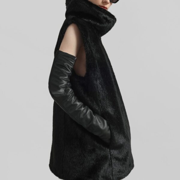 The Frankie Shop Blaire Funnel Neck Top – Black, view 6