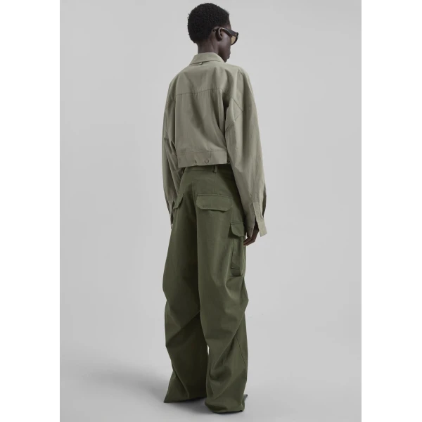The Frankie Shop Bronte Cargo Pants - Army Green - Oversized Minimalist Pants in Green - Shop at Luxury Shoes 