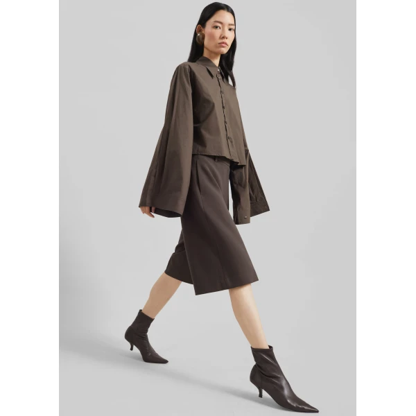 The Frankie Shop Dharoi Adjustable Sleeve Layered Shirt - Brown - Oversized Minimalist Tops in Brown - Shop at Luxury Shoes 