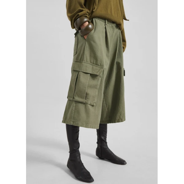 The Frankie Shop Dorva Cargo Bermuda Shorts - Pale Olive - Oversized Minimalist Shorts in Green - Shop at Luxury Shoes 