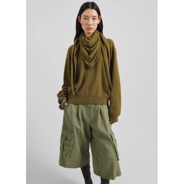 The Frankie Shop Dorva Cargo Bermuda Shorts - Pale Olive - Oversized Minimalist Shorts in Green - Shop at Luxury Shoes 