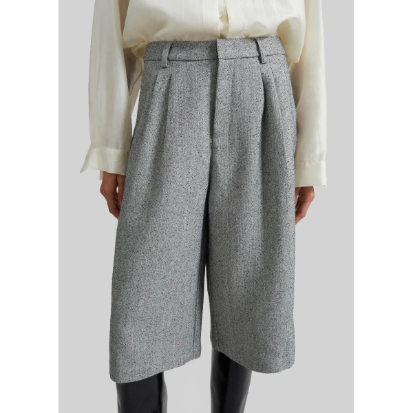 The Frankie Shop Dunley Bermuda Shorts - Grey Melange - Oversized Minimalist Shorts in Grey - Shop at Luxury Shoes 