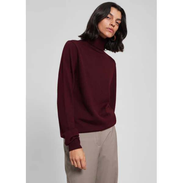The Frankie Shop Eve Thin Turtleneck Sweater - Burgundy - Oversized Minimalist Knitwear in Red - Shop at Luxury Shoes 