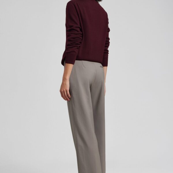 The Frankie Shop Eve Thin Turtleneck Sweater – Burgundy, view 8