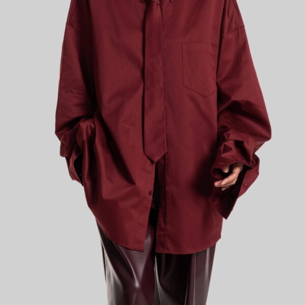 The Frankie Shop Havelock Oversized Neck-Tie Shirt – Dark Red, view 2