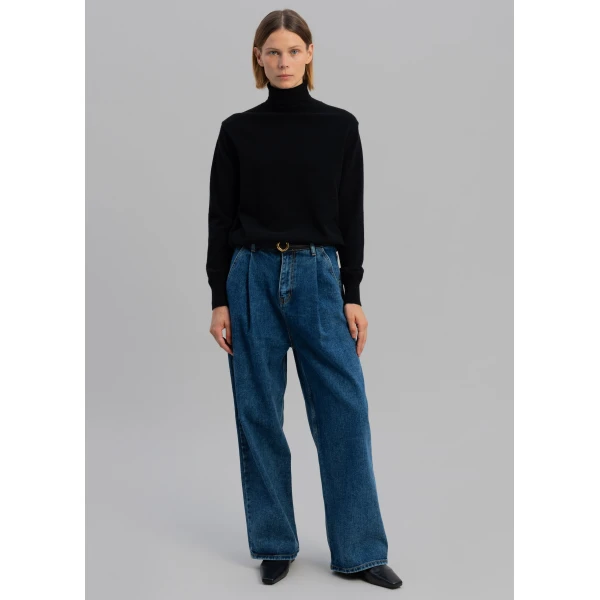 The Frankie Shop Isabella Denim Pants - Medium Wash - Oversized Minimalist Pants in Blue - Shop at Luxury Shoes 