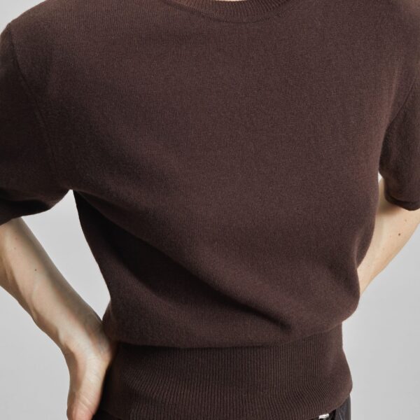 The Frankie Shop Lausanne Cashmere Detachable Layered Knit Set – Brown, view 7