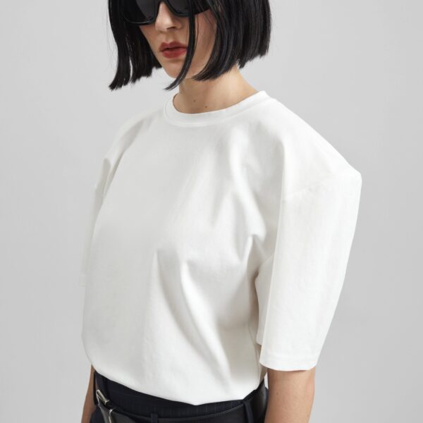 The Frankie Shop Laval Sculpted Sleeve T-Shirt – White Top, view 4