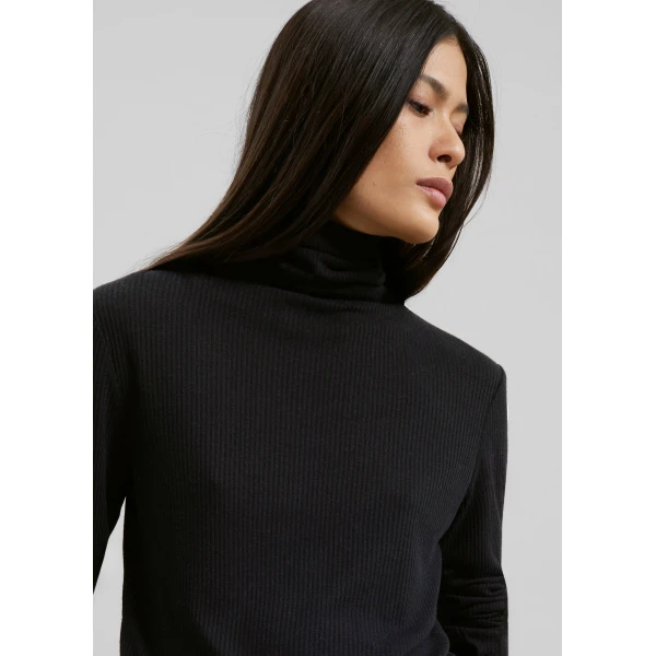 The Frankie Shop Loulou De Saison Gallinara Lds Second Skin Jersey Sweater - Black - Oversized Minimalist Knitwear in Black - Shop at Luxury Shoes 