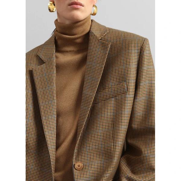 The Frankie Shop Lyra Oversized Houndstooth Blazer - Camel - Oversized Minimalist Jackets in Brown - Shop at Luxury Shoes 