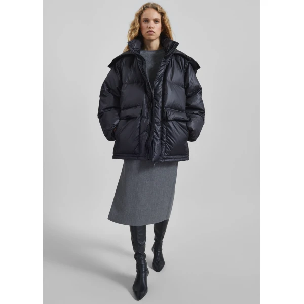 The Frankie Shop Riom Hooded Puffer Jacket - Black - Oversized Minimalist Jackets in Black - Shop at Luxury Shoes 