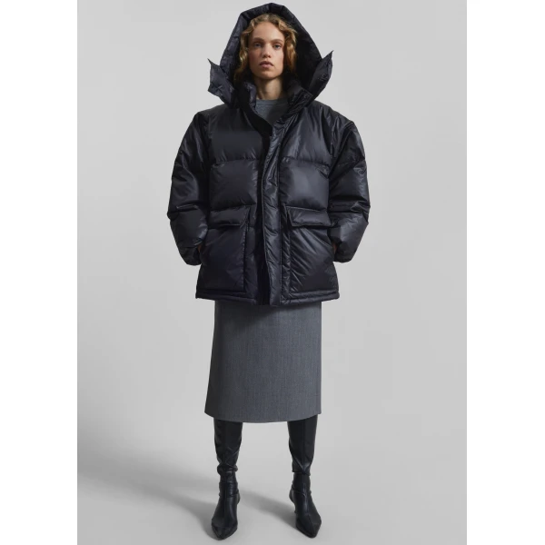 The Frankie Shop Riom Hooded Puffer Jacket - Black - Oversized Minimalist Jackets in Black - Shop at Luxury Shoes 