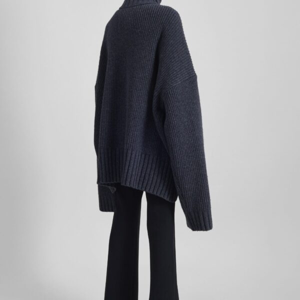 The Frankie Shop Saclay Oversized Zip-Up Cardigan – Charcoal, view 9
