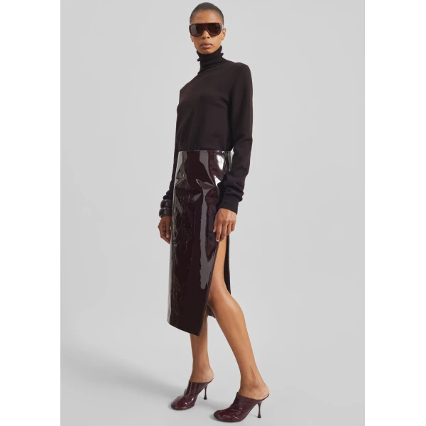 The Frankie Shop Samantha Patent Zip Skirt - Burgundy - Oversized Minimalist Skirts in Red - Shop at Luxury Shoes 