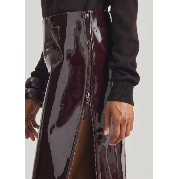 The Frankie Shop Samantha Patent Zip Skirt - Burgundy - Oversized Minimalist Skirts in Red - Shop at Luxury Shoes 