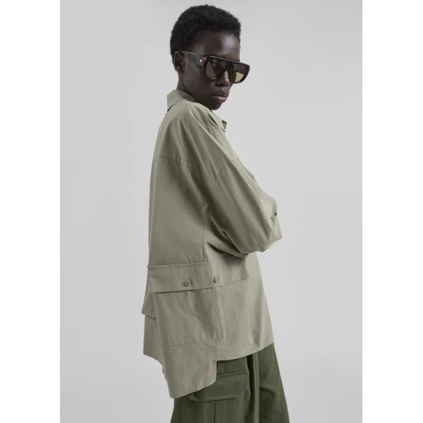 The Frankie Shop Sancey Cargo Pocket Shirt - Olive - Oversized Minimalist Tops in Green - Shop at Luxury Shoes 