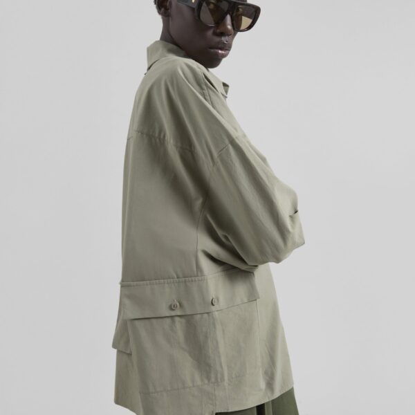 The Frankie Shop Sancey Cargo Pocket Shirt – Olive, view 5