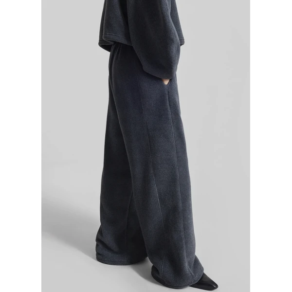 The Frankie Shop Treveray Fleece Sweatpants - Dark Grey - Oversized Minimalist Pants in Grey - Shop at Luxury Shoes 