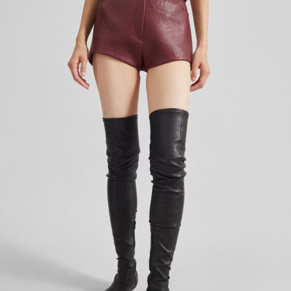 The Frankie Shop Troye Faux Leather Hot Pants – Burgundy, view 5