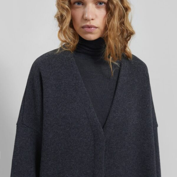 The Frankie Shop Tynset Oversized Cardigan – Charcoal, view 4