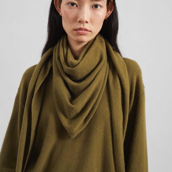 The Frankie Shop Vermont Scarf Sweater – Olive, view 5