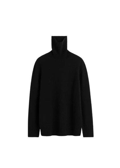 Toteme-Cashmere-turtleneck-black89521_nobg Toteme Knitwear with minimalist design at Luxury Shoes