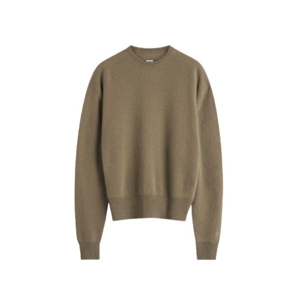 Toteme Knitwear with minimalist design at Luxury Shoes 