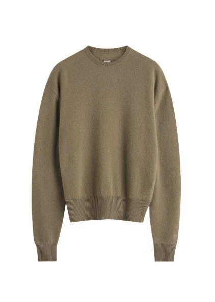 Toteme-Classic-cashmere-crew-knit-hazel12623_nobg Toteme Knitwear with minimalist design at Luxury Shoes
