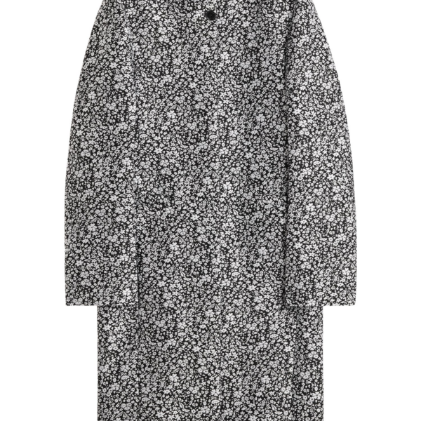 Toteme Coats with minimalist design at Luxury Shoes 