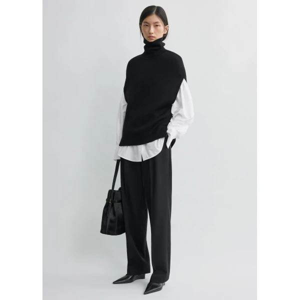 Toteme Knitwear with minimalist design at Luxury Shoes 
