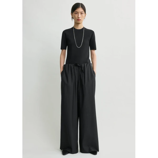 Toteme Pants with minimalist design at Luxury Shoes 