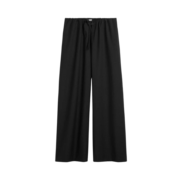 Toteme Pants with minimalist design at Luxury Shoes 