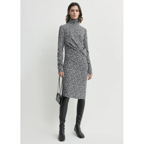 Toteme Dresses with minimalist design at Luxury Shoes 