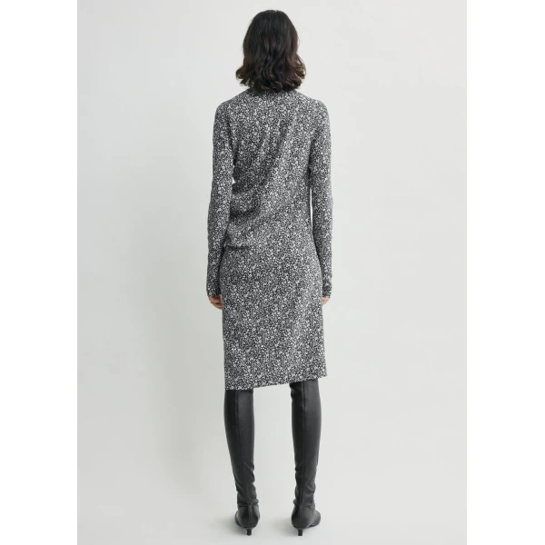 Toteme Dresses with minimalist design at Luxury Shoes 