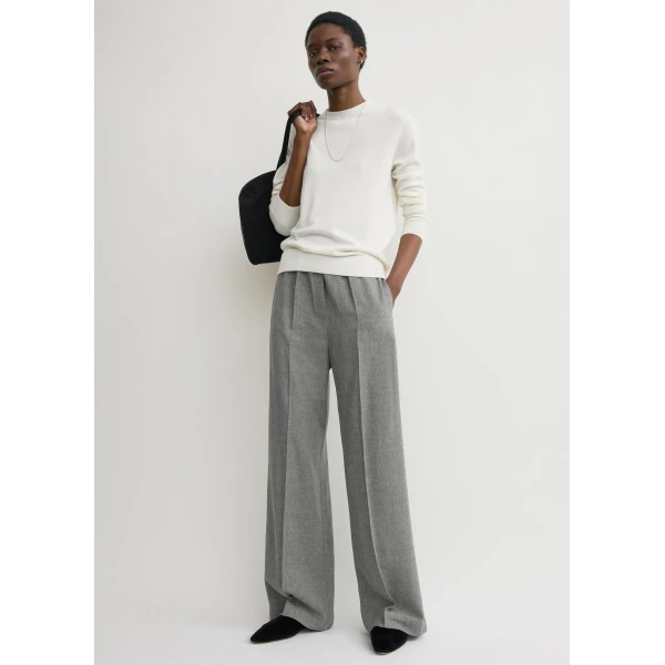 Toteme Pants with minimalist design at Luxury Shoes 