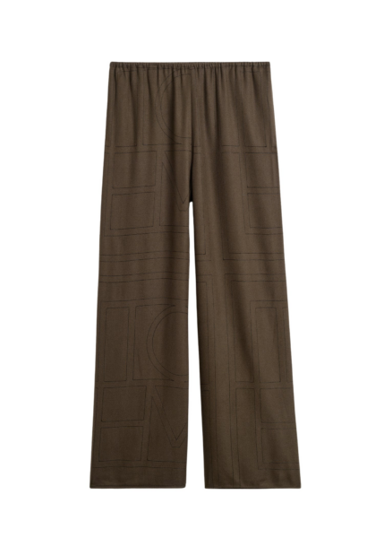 Toteme Loungewear with minimalist design at Luxury Shoes 