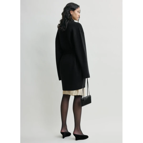Toteme Coats with minimalist design at Luxury Shoes 