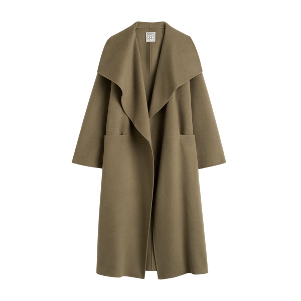 Toteme Coats with minimalist design at Luxury Shoes 
