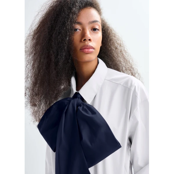Essentiel Antwerp White and navy cotton shirt with removable bow tie - Essentiel Antwerp Shirts - Colorful Belgian Design - Shop at Luxury Shoes 
