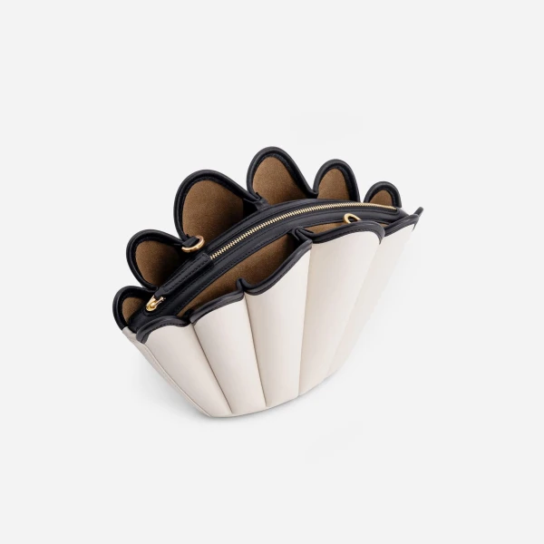 Mlouye Seashell Crossbody - Off White Bag a Architectural Leather Handbag in Ivory at  Luxury Handbags Luxury
