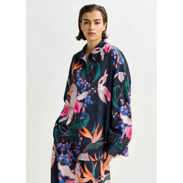 Essentiel Antwerp Black and multicolor oversized shirt with pleated cuffs - Essentiel Antwerp Shirts - Colorful Belgian Design - Shop at Luxury Shoes 