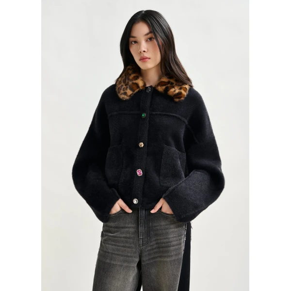 Essentiel Antwerp Black cardigan with removable leopard faux fur collar - Essentiel Antwerp Knitwear - Colorful Belgian Design - Shop at Luxury Shoes 