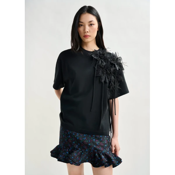 Essentiel Antwerp Black cotton T-shirt with floral detail - Essentiel Antwerp Shirts - Colorful Belgian Design - Shop at Luxury Shoes 