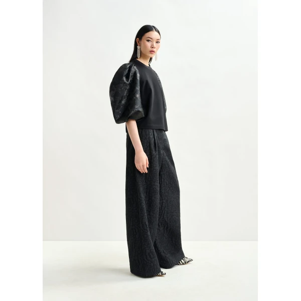 Essentiel Antwerp Black jersey T-shirt with voluminous jacquard sleeves - Essentiel Antwerp Shirts - Colorful Belgian Design - Shop at Luxury Shoes 